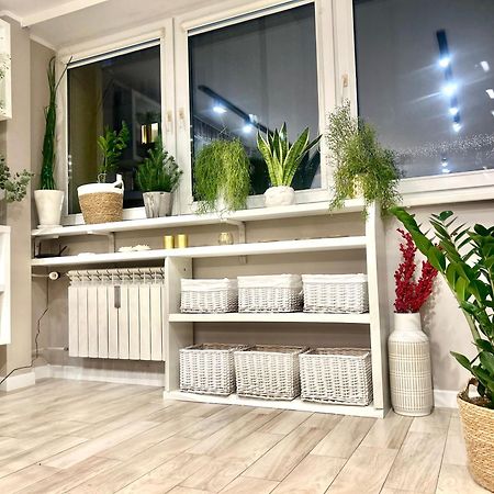 Bhakti Apartament ทอรูน ภายนอก รูปภาพ